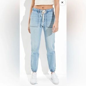 American Eagle Soft Denim Tomgirl Joggers Size 6 Reg Drawstring and pockets